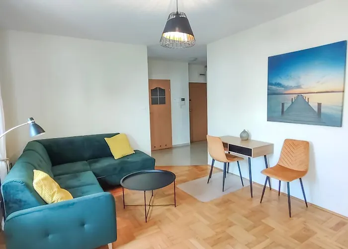 Prywatny Parking Apartament Zacisze By Rentoom